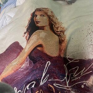 Official Taylor Swift speak now blanket RARE